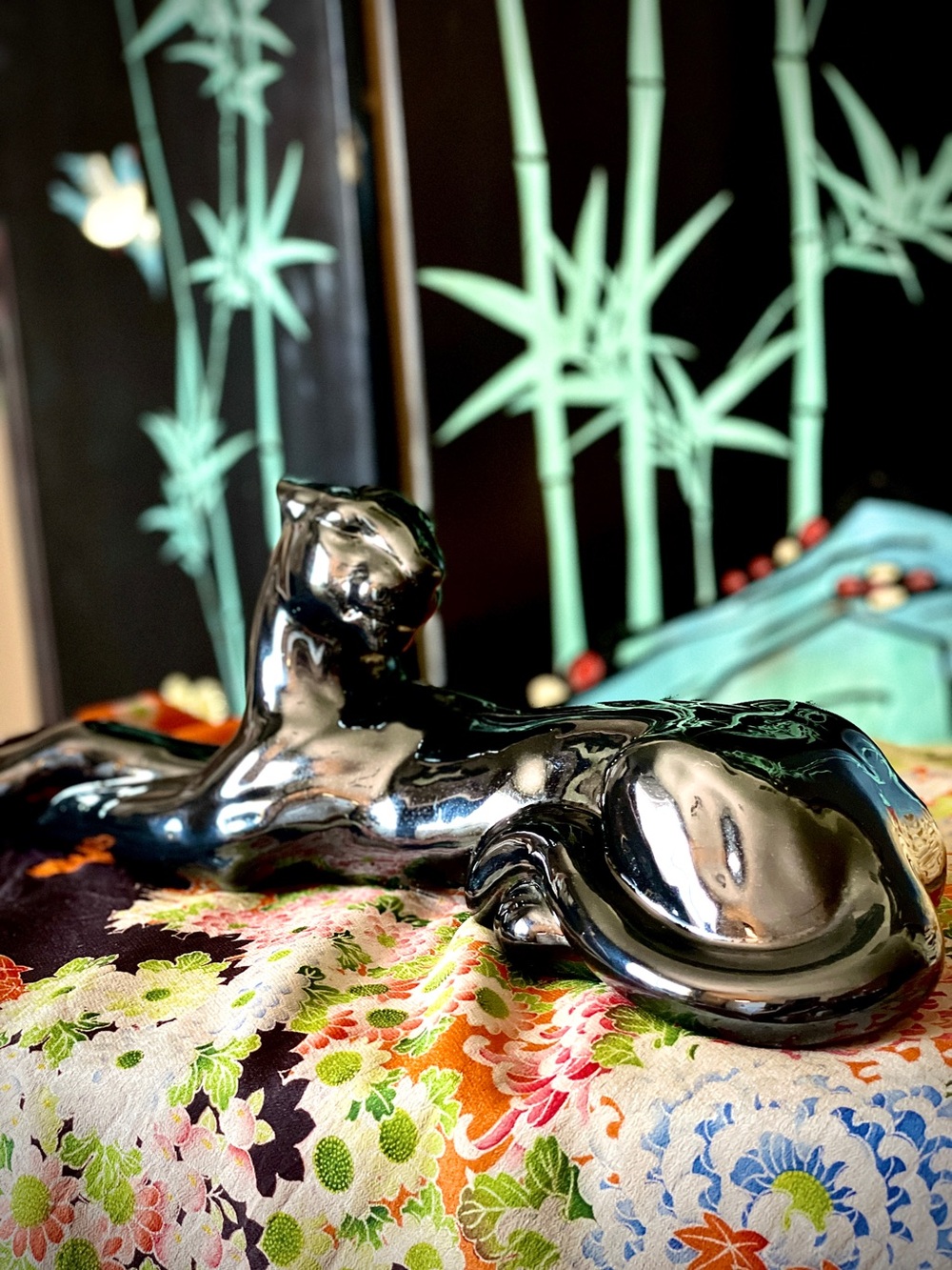 ♥️ Vintage Mid Century Black Gloss Ceramic Panther Sculpture - Home Art Accent